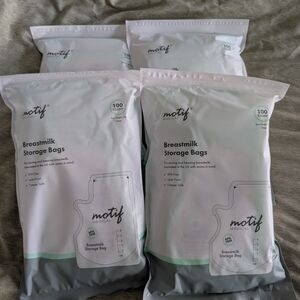 Motif Medical Breastmilk Storage Bags - White/Grey (100 ct)